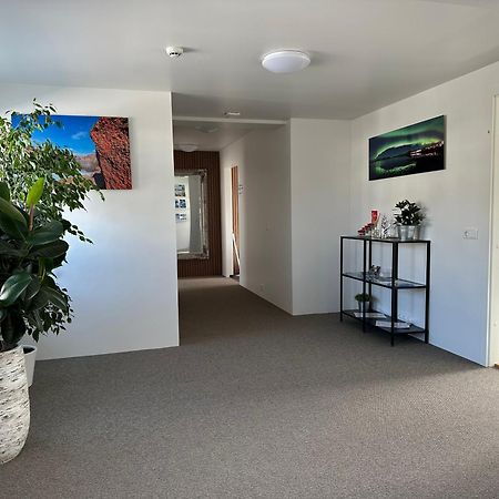 Guesthouse Dyngja Höfn Eksteriør billede