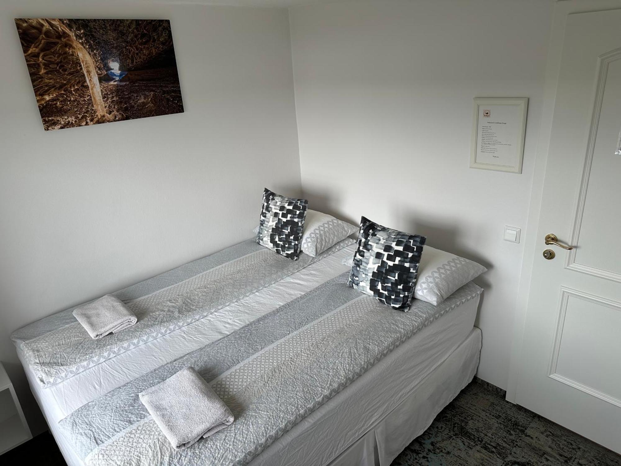 Guesthouse Dyngja Höfn Eksteriør billede