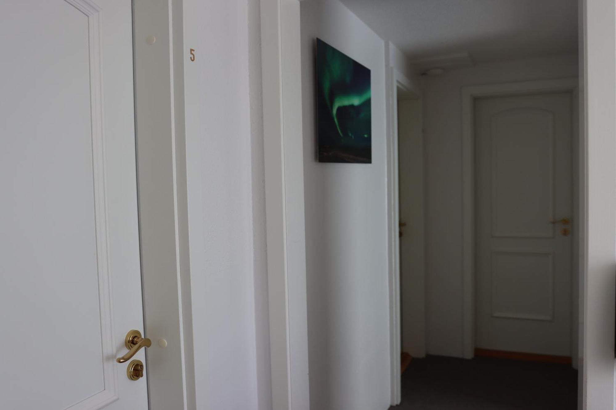 Guesthouse Dyngja Höfn Eksteriør billede