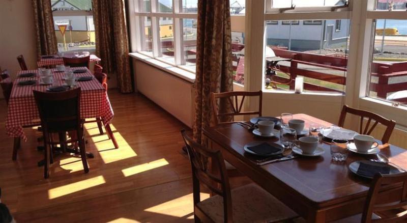 Guesthouse Dyngja Höfn Eksteriør billede