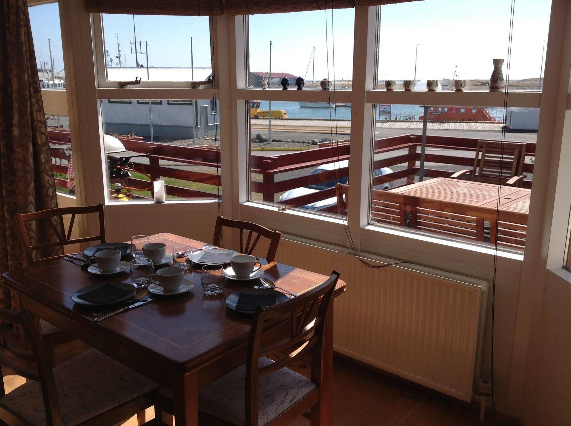 Guesthouse Dyngja Höfn Eksteriør billede